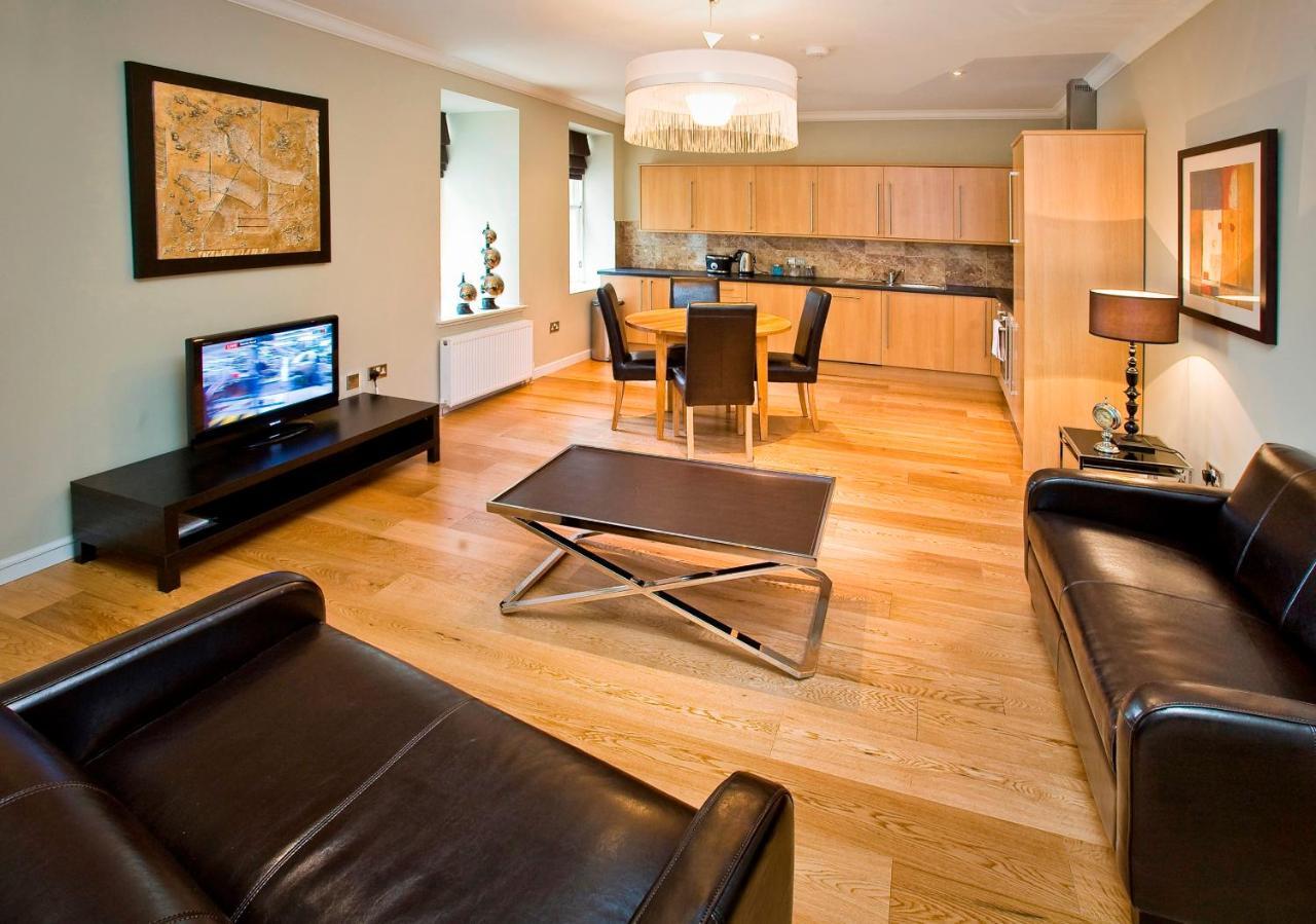 Old Town Suites - Royal Mile Edimburgo Exterior foto