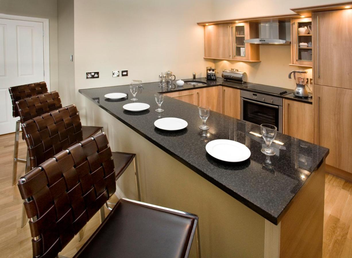 Old Town Suites - Royal Mile Edimburgo Exterior foto